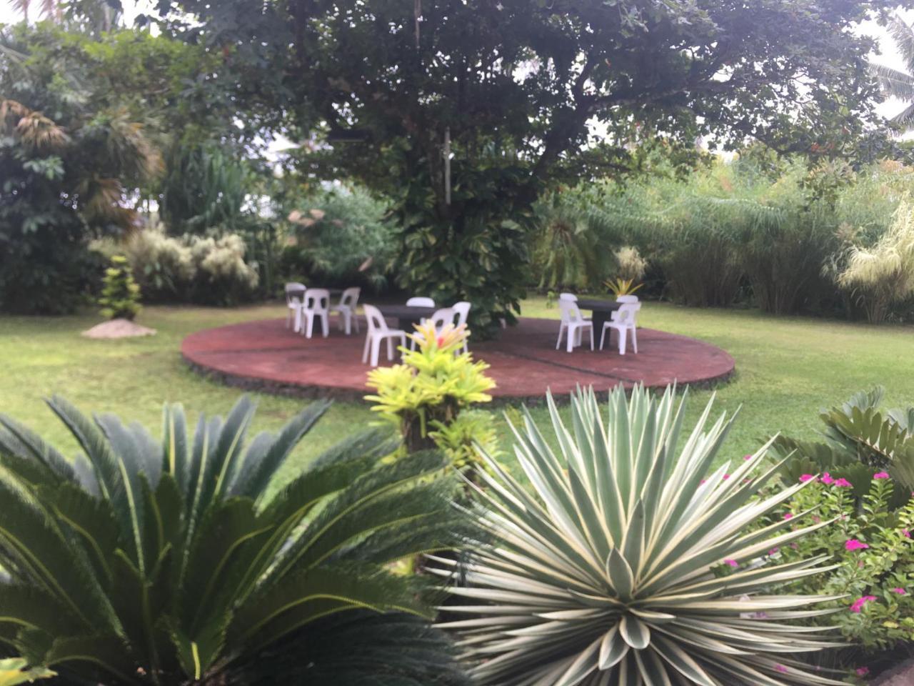 Hotel Stevensons At Manase Esterno foto